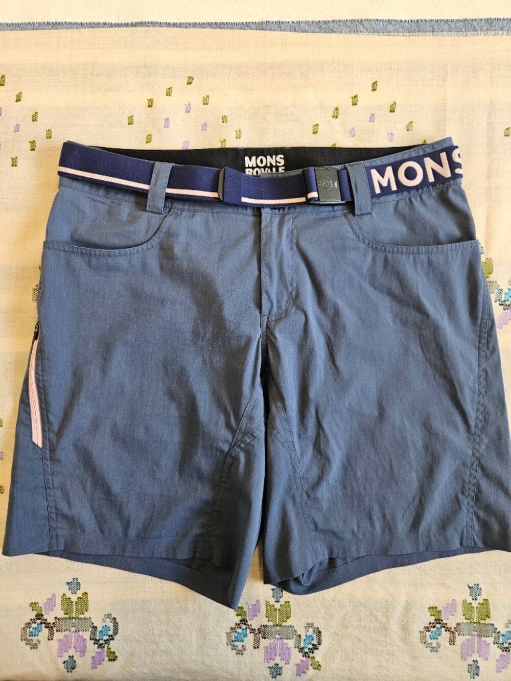 Mons Royale Merino Blend Athletic Hiking Shorts Women’s Large